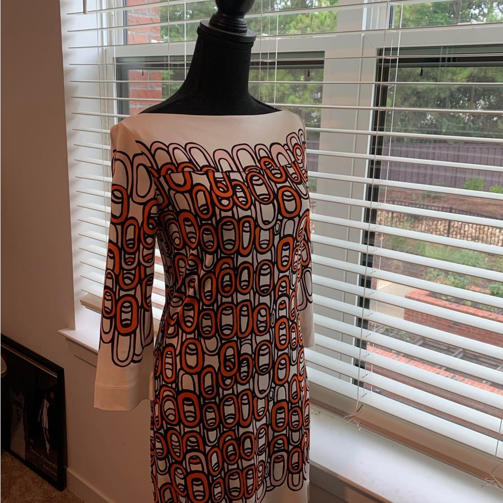 Diane Von Furstenberg Silk Jersey Orange & Ivory Patterned Dress Sz. 2